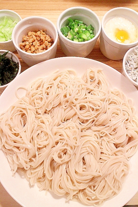 美味しい楽しい 簡単蕎麦つゆと6種の薬味の蕎麦 レシピ 作り方 By Seika A 楽天レシピ