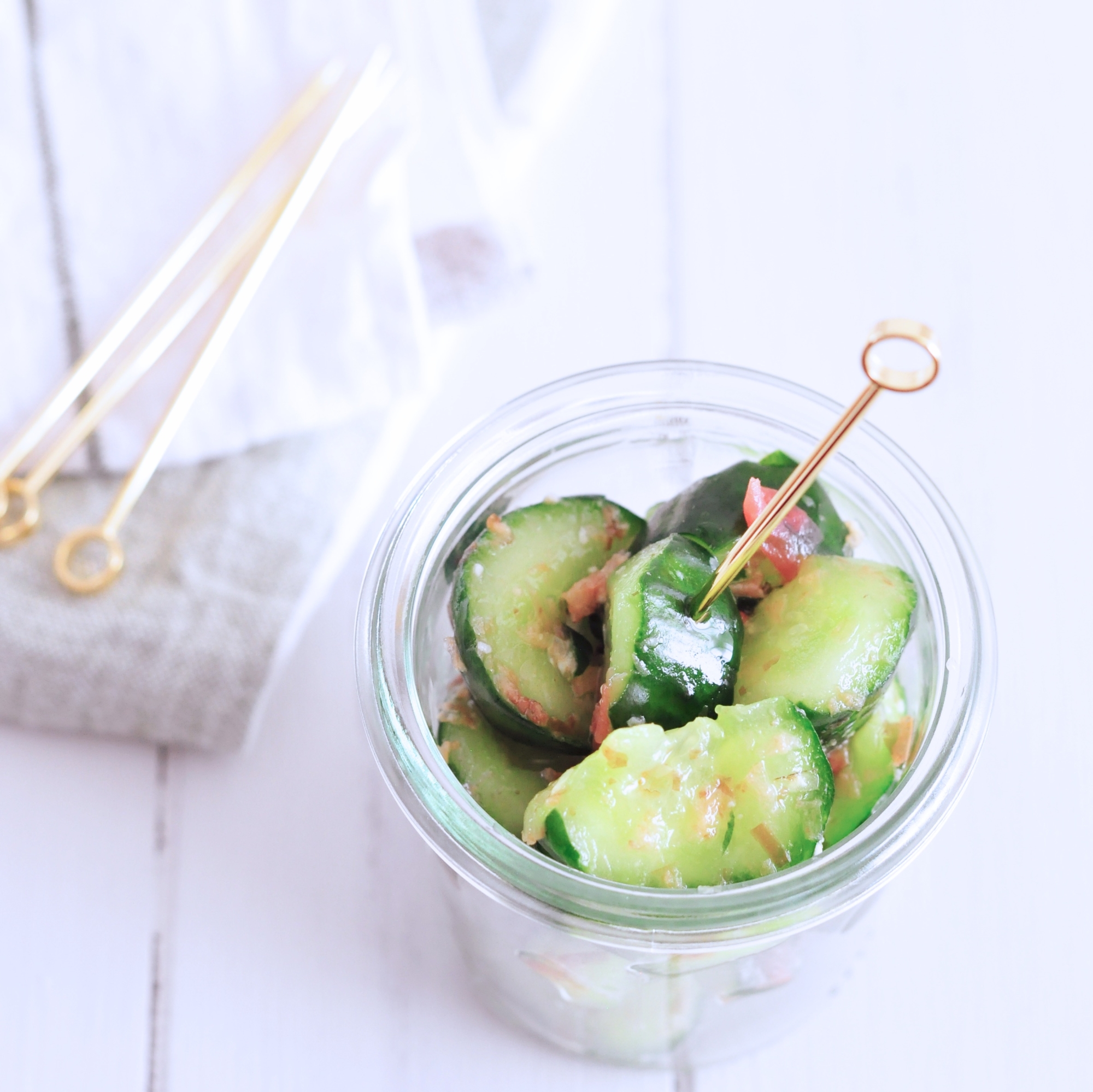 チョッキングで簡単すぎる!塩麹でキュウリの浅漬け