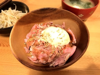 ちょっと贅沢に♡ローストビーフ丼