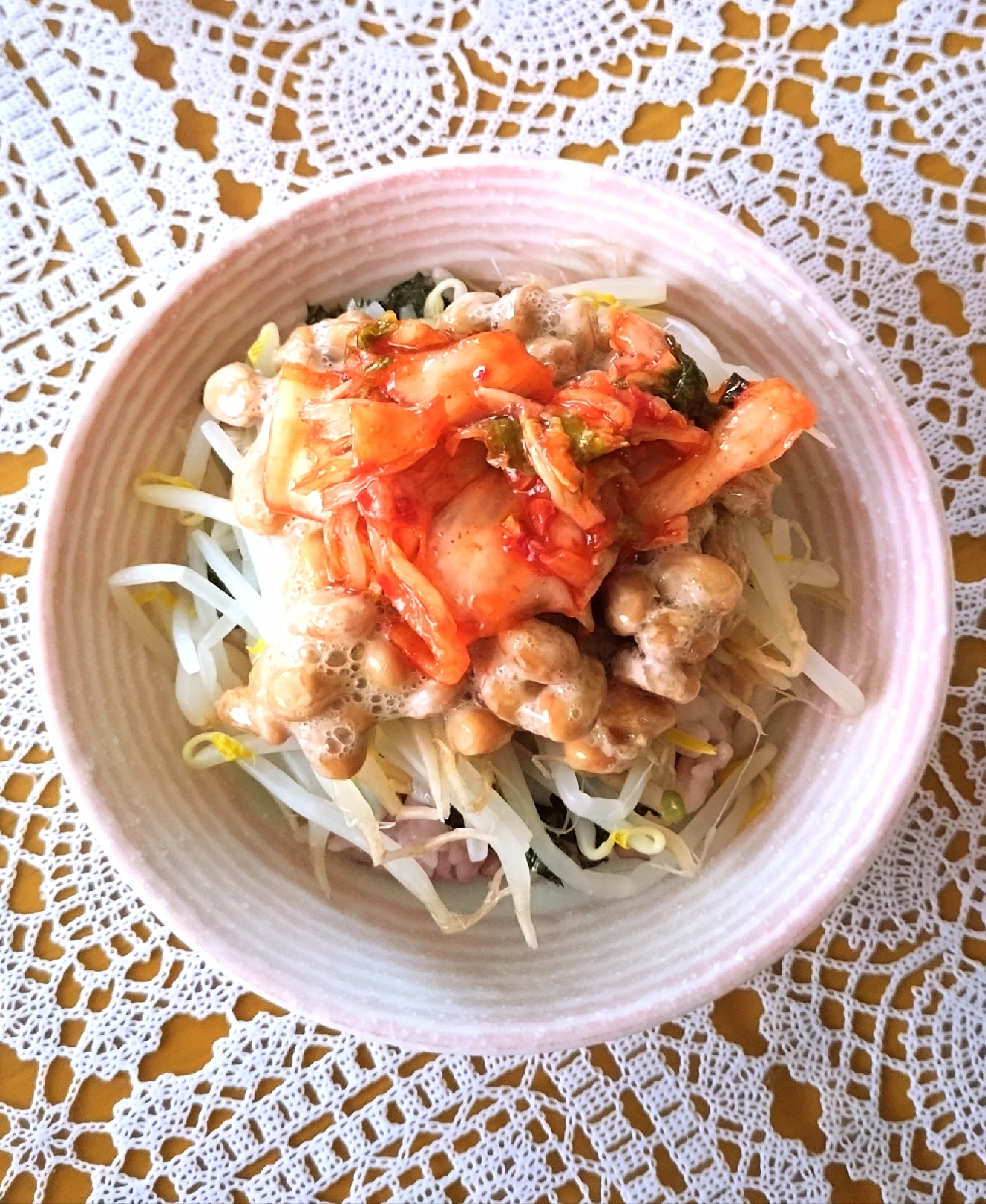 もやしとキムチの納豆丼☆
