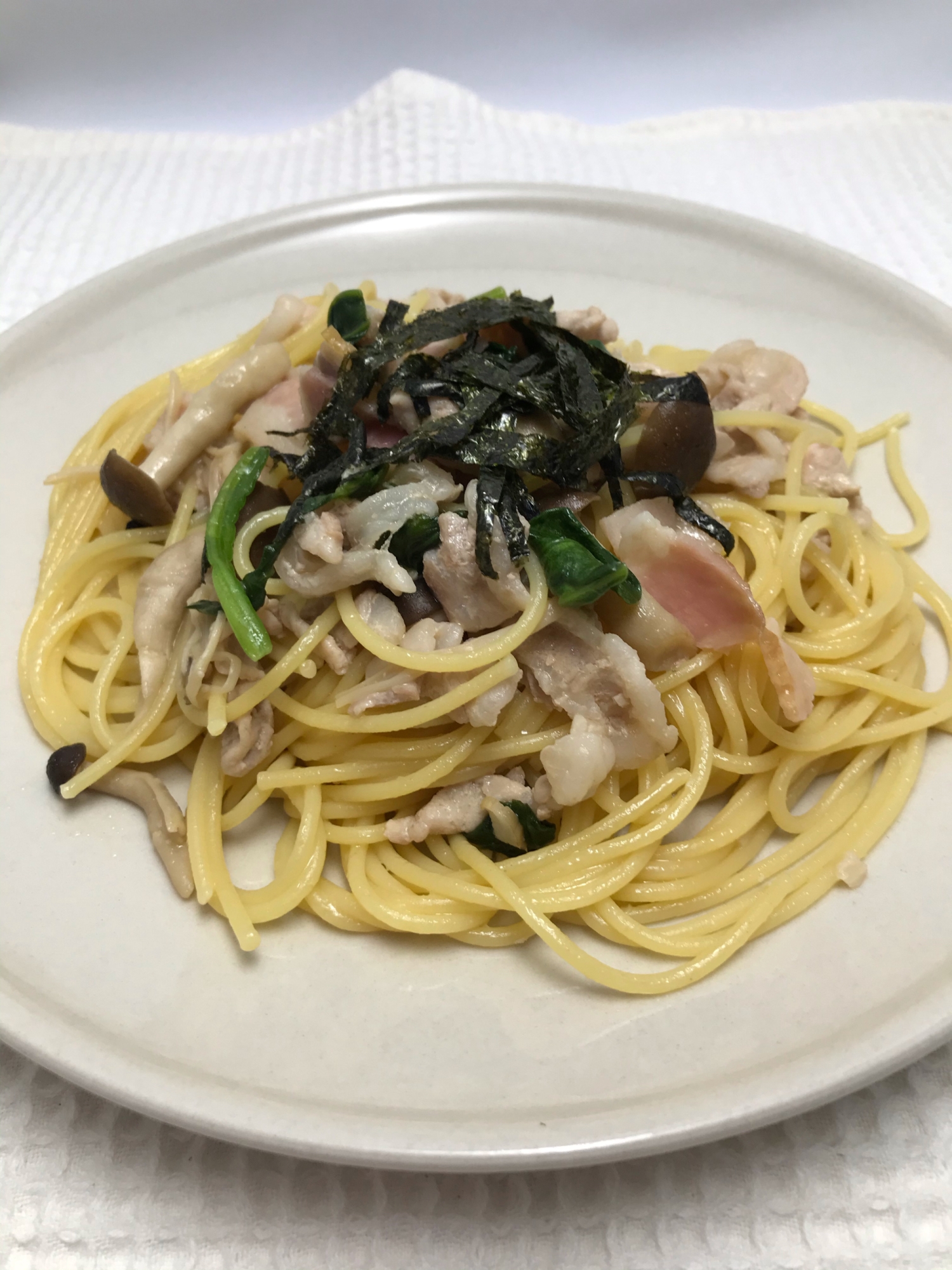 豚肉ときのこの和風パスタ