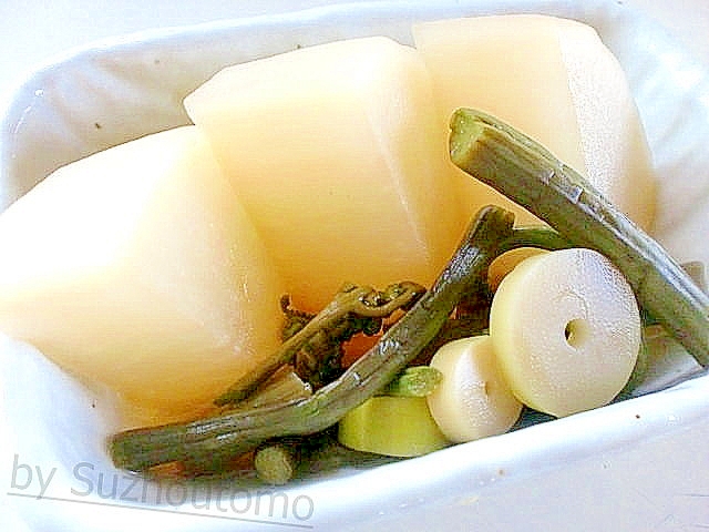 めんつゆだけで大根と山菜の煮物 レシピ 作り方 By Suzhoutomo 楽天レシピ