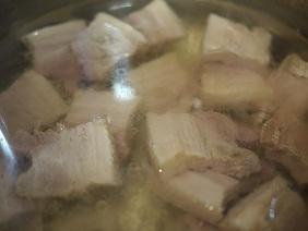 保存用豚バラ肉の柔らか煮。（圧力鍋）