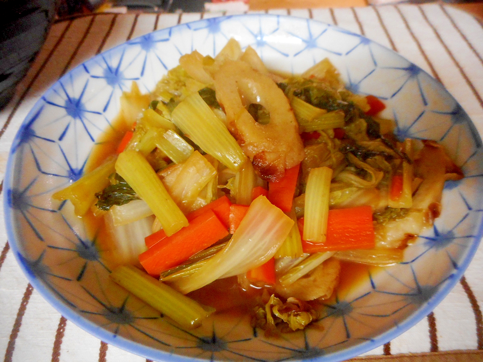 小松菜、白菜、ちくわの炒め煮