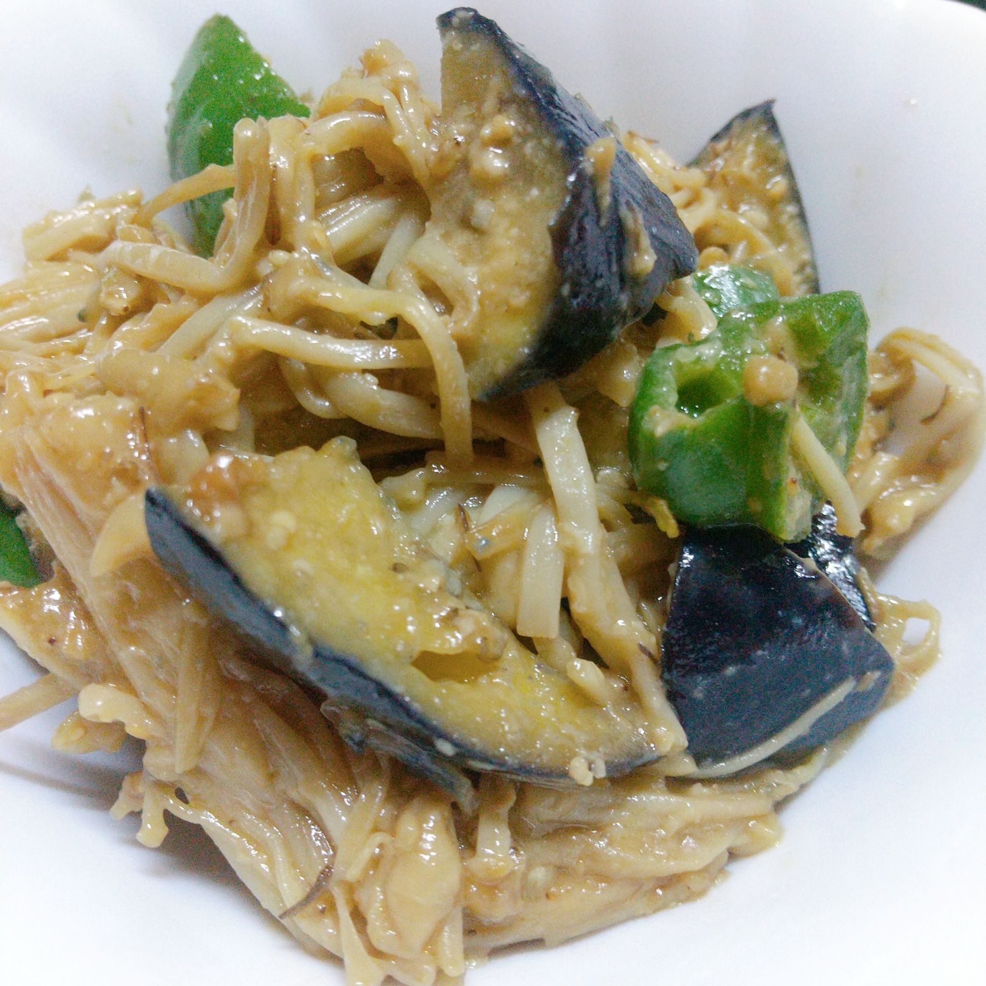 なすとピーマン、えのきのゴマみそ炒め