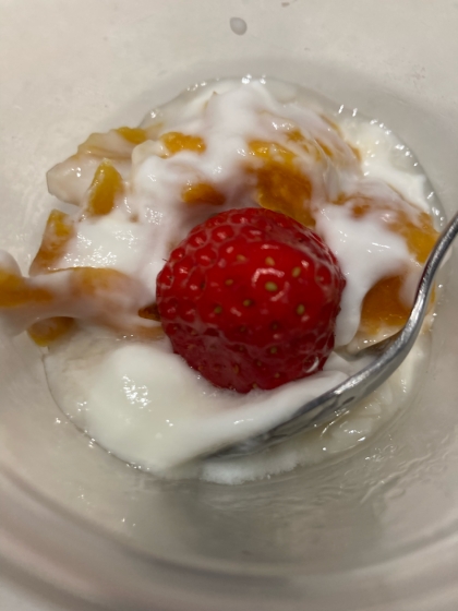 ❀ドライマンゴーとイチゴのヨーグルト❀