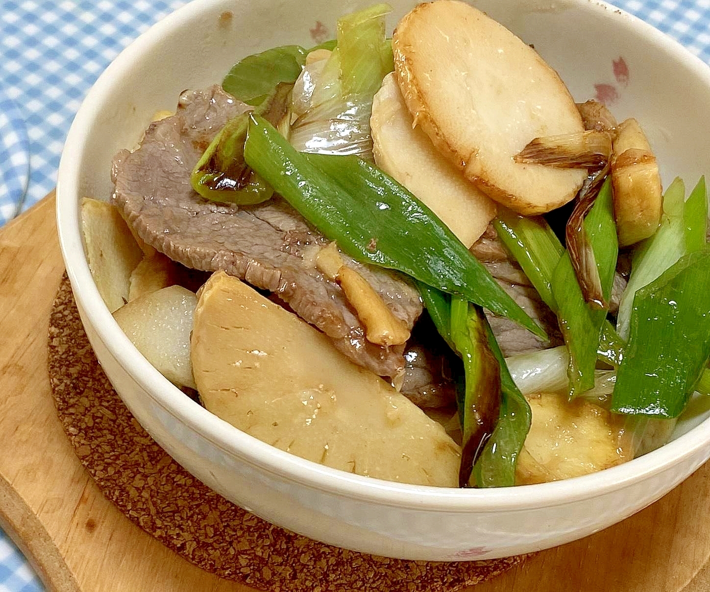 簡単おいしい、牛肉とタケノコの醤油炒め