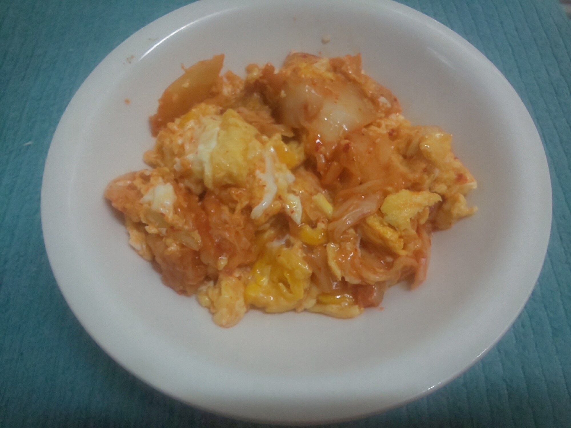 キムチで♪スクランブルエッグ レシピ・作り方 by ハトリーナ｜楽天レシピ