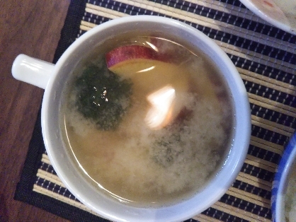 さつまいも＆ブロッコリーの味噌汁