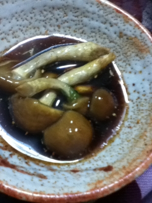 巨大なめこのしゃぶしゃぶポン酢 レシピ 作り方 By とりあえず乾杯 楽天レシピ 巨大なめこのしゃぶしゃぶポン酢 レシピ 作り方 By とりあえず乾杯 楽天レシピ