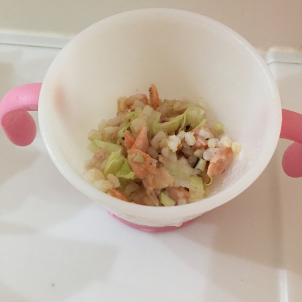 幼児食に 焼き鮭とレタスのシンプル混ぜご飯 レシピ 作り方 By へんてこへんてこママ 楽天レシピ 幼児食に 焼き鮭とレタスのシンプル混ぜご飯 レシピ 作り方 By へんてこへんてこママ 楽天レシピ