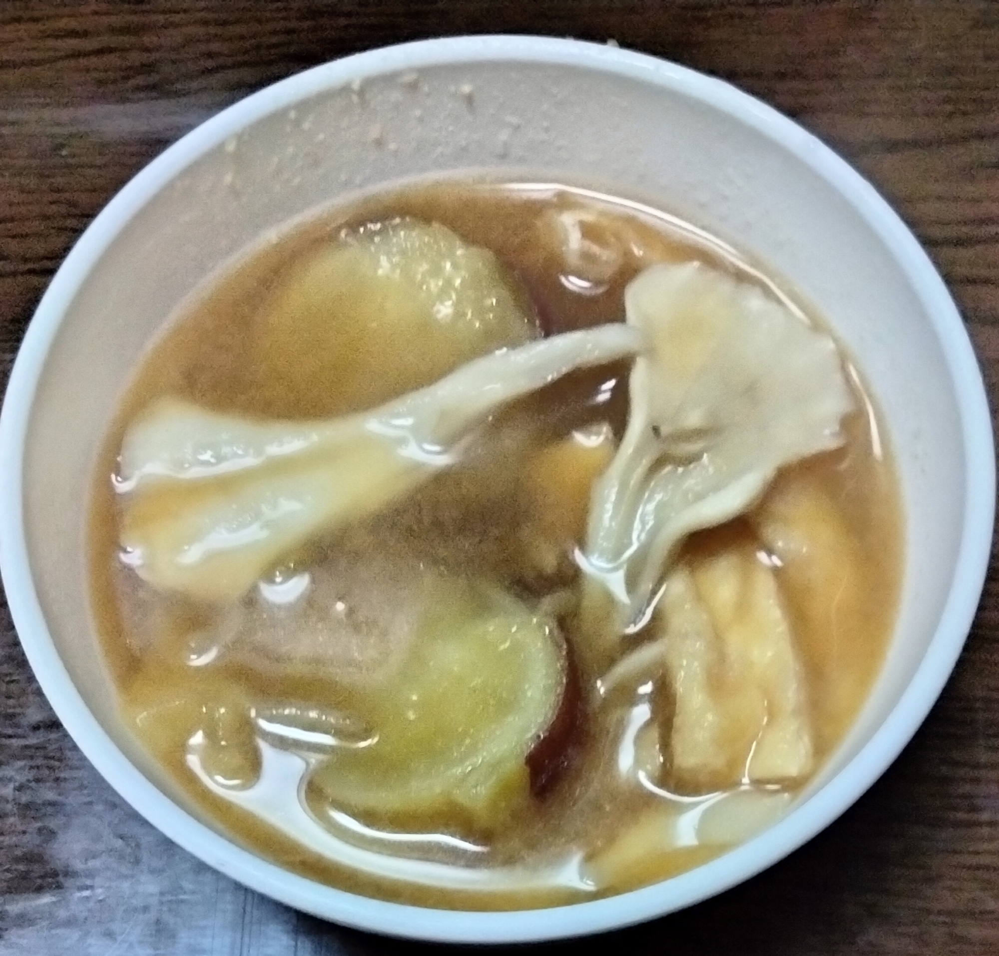 さつま芋エリンギ油揚げの味噌汁