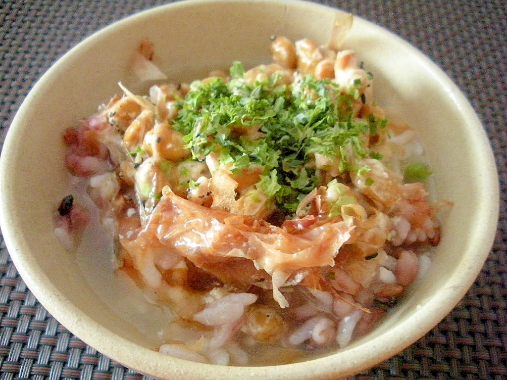 お夜食に 雑穀ごはんと納豆の簡単茶漬け レシピ 作り方 By Kojarin7 楽天レシピ お夜食に 雑穀ごはんと納豆の簡単茶漬け レシピ 作り方 By Kojarin7 楽天レシピ