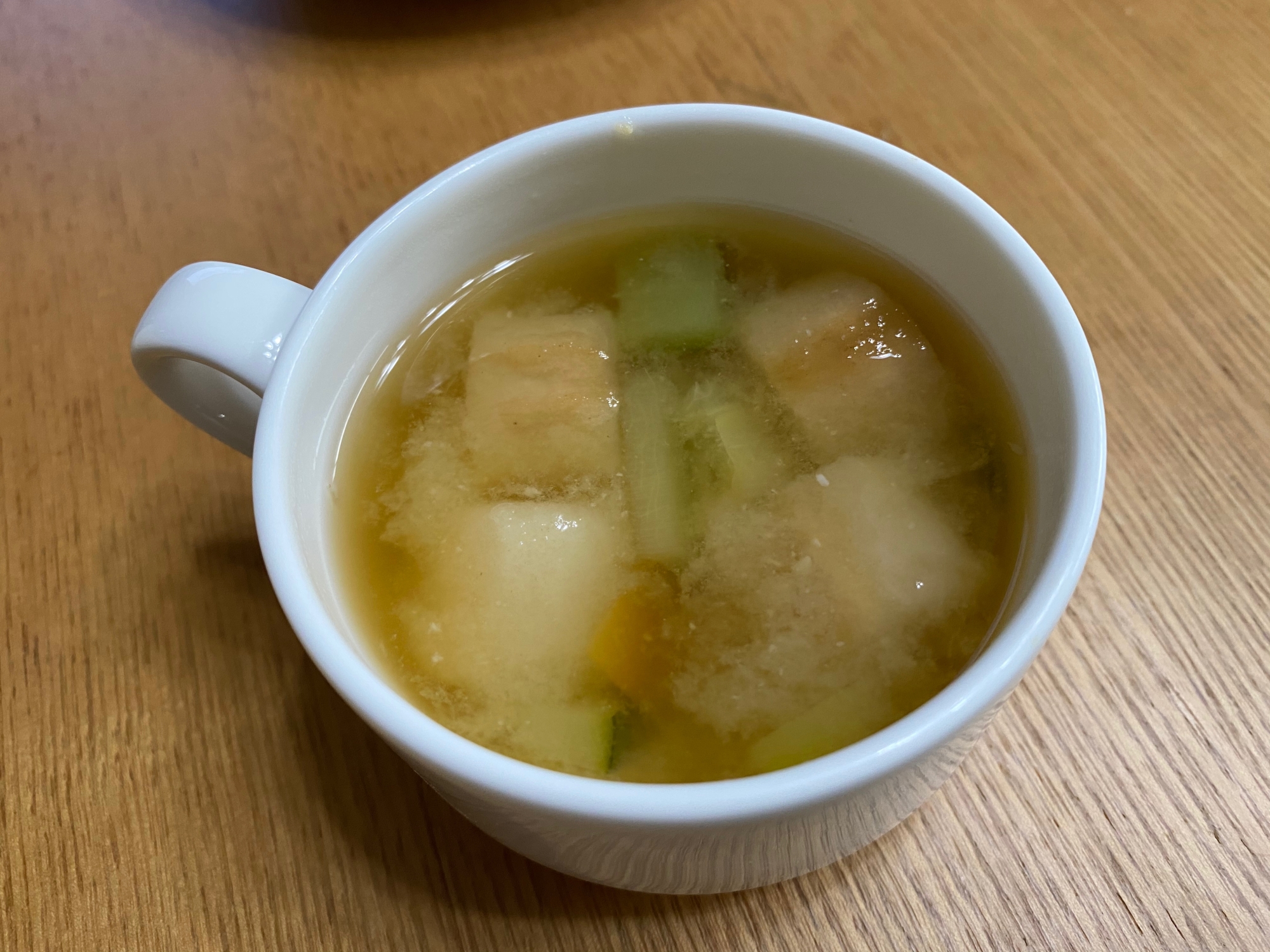 お麩とズッキーニとにんじんの味噌汁☆