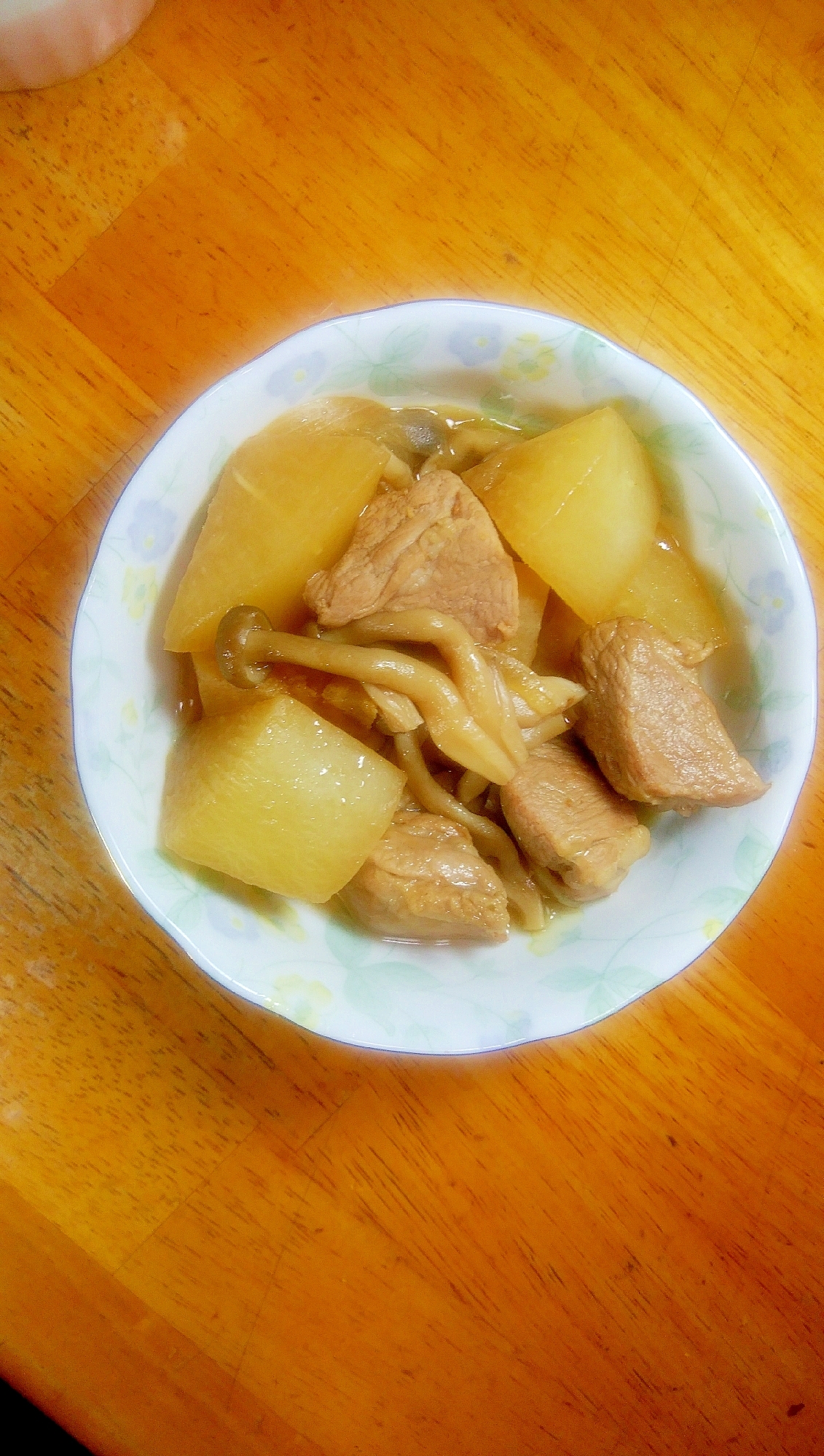 ご飯に合う！大根と豚肉の煮込み