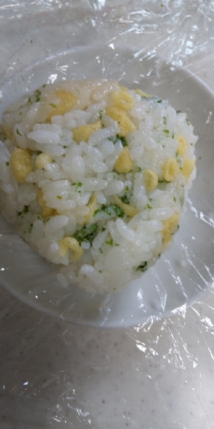 お昼ごはんに美味しくいただきました☆天かす+青のりの組み合わせ大好きです～♪ごちそうさまでした(*´∀人)