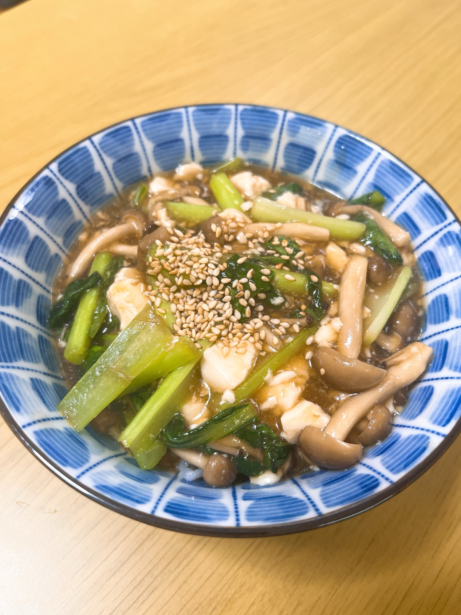 小松菜としめじの豆腐あんかけ丼