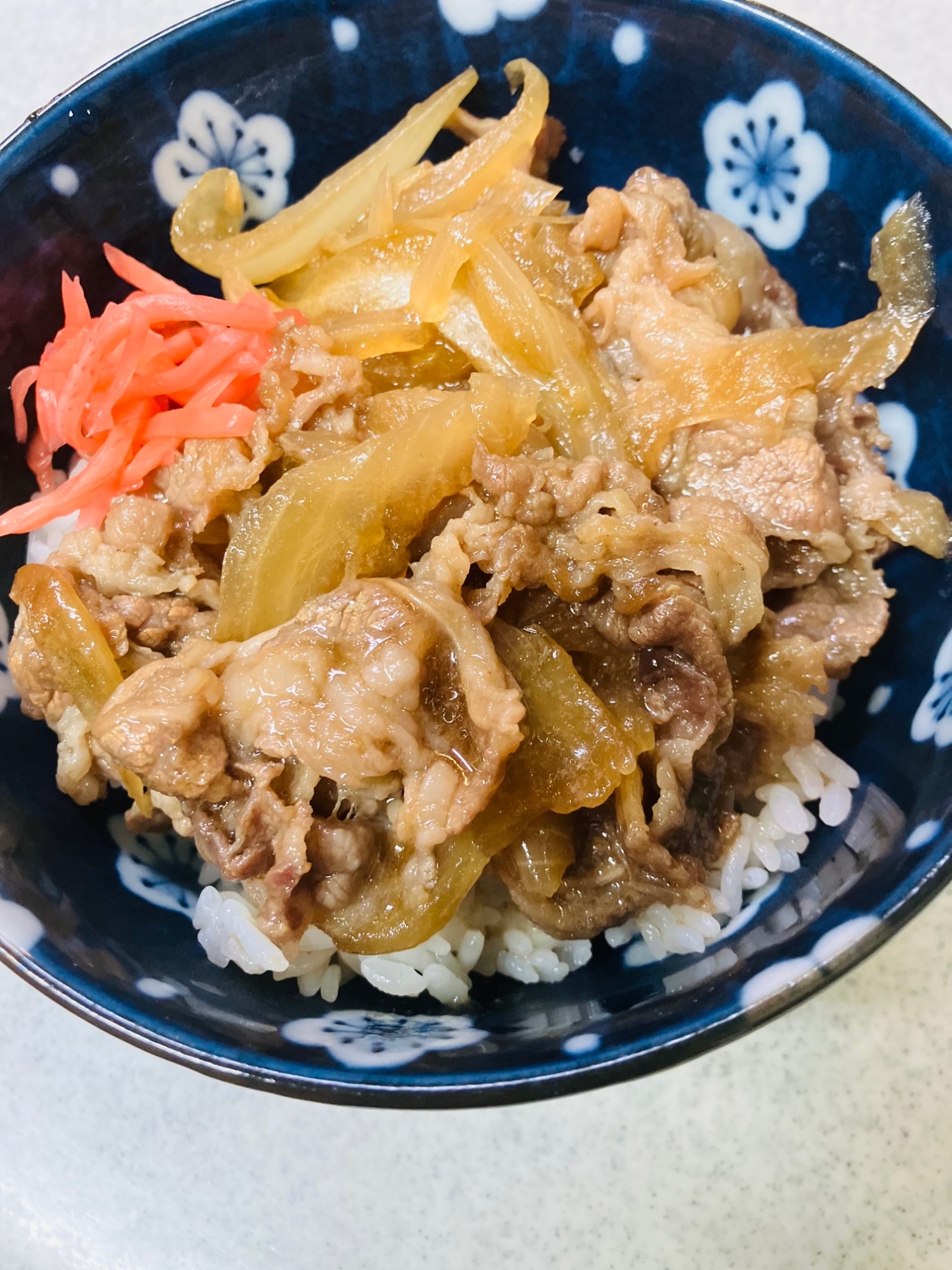 「簡単なのに本格」玉ねぎトロトロつゆだく牛丼