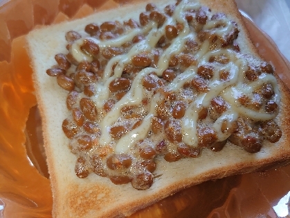 ごま風味納豆トースト