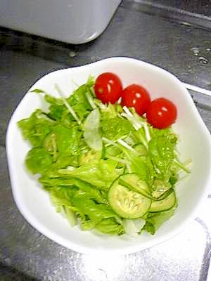 韓国風ドレッシングで美味しく野菜☆サラダ