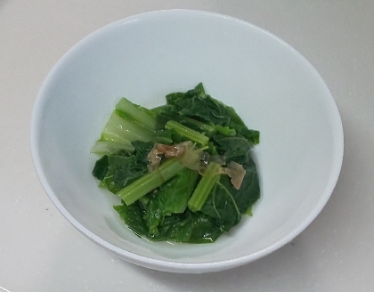 おるがんさん♪白菜の外葉を使ったので、小松菜か白菜か見分けつきにくいです(汗)白菜たくさんあり使えて嬉しいです♥️今日は天気回復すると良いですね✨良い1日を♡