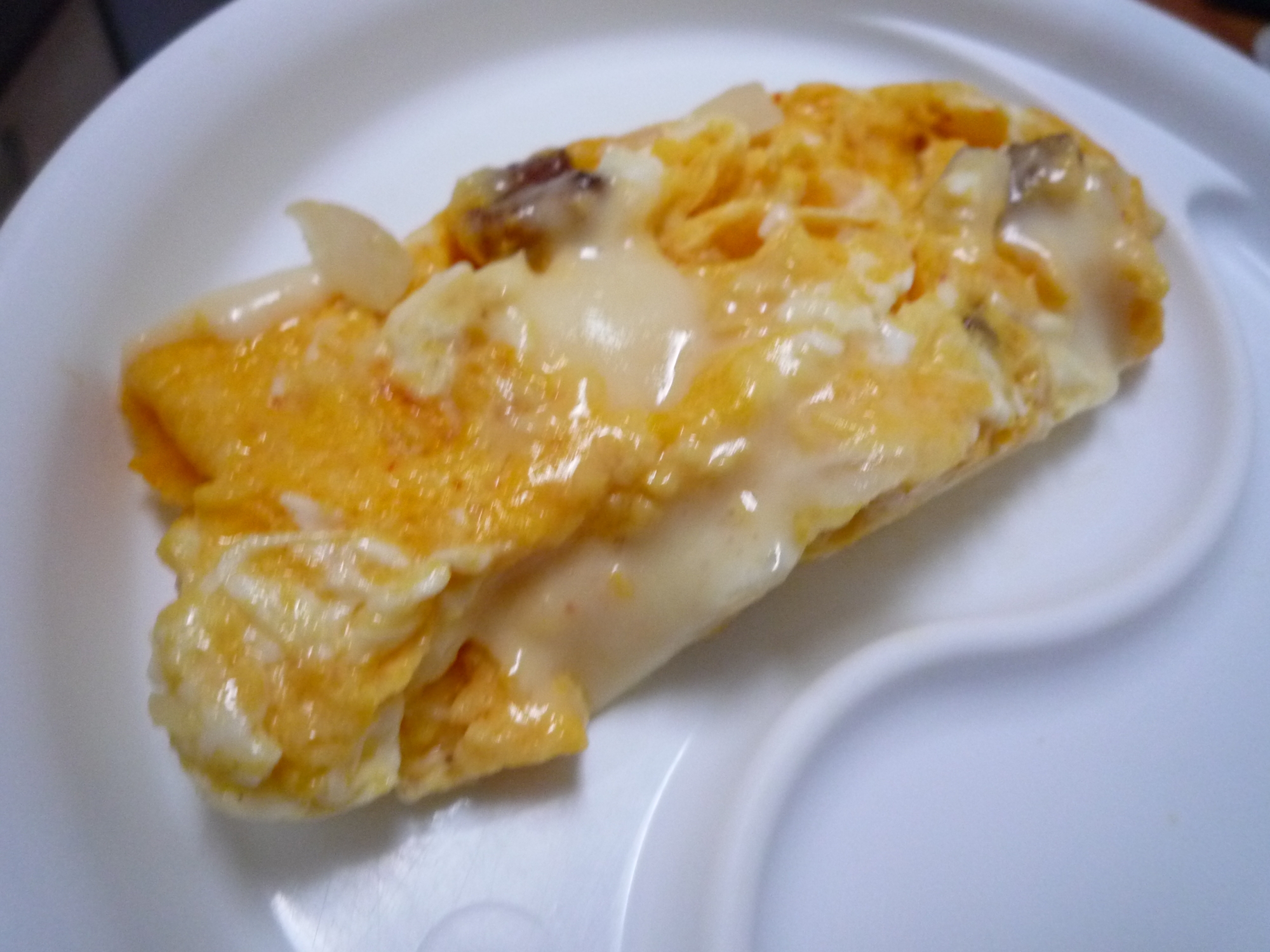 厚切りベーコンと新玉ねぎのチーズイン卵焼き