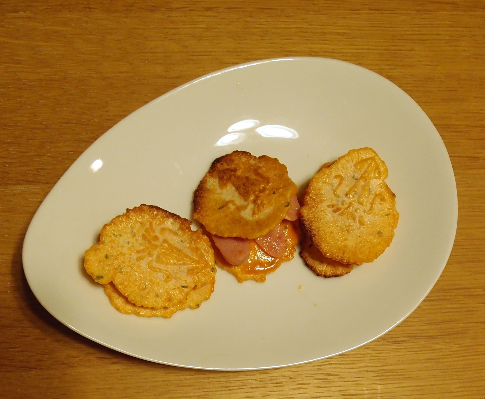 いかみりん煎餅で ウィンナーのオーロラソースサンド レシピ 作り方 By Amnos73 楽天レシピ
