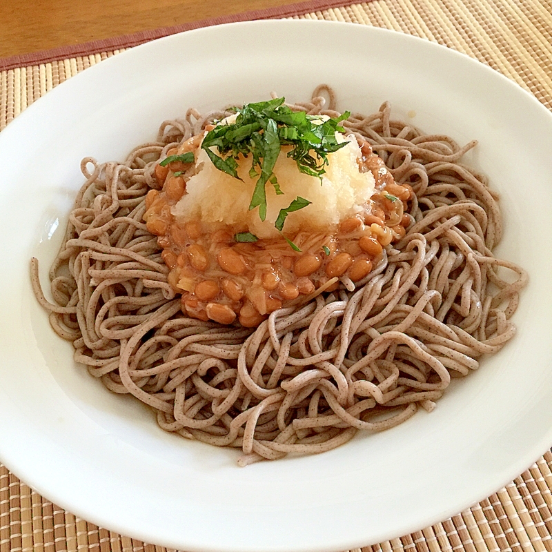 おろしでさっぱり！納豆となめたけのぶっかけそば♪