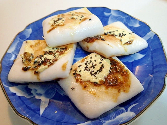 海苔佃煮とマヨと黒胡麻の焼きはんぺん