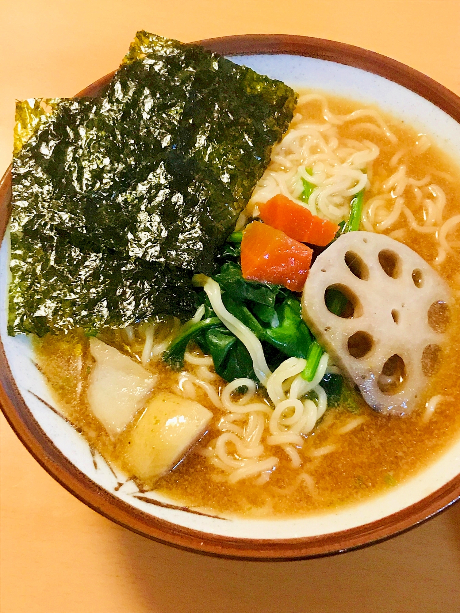 アレンジラーメン●ほうれん草炒め＆豆乳しょうゆ味