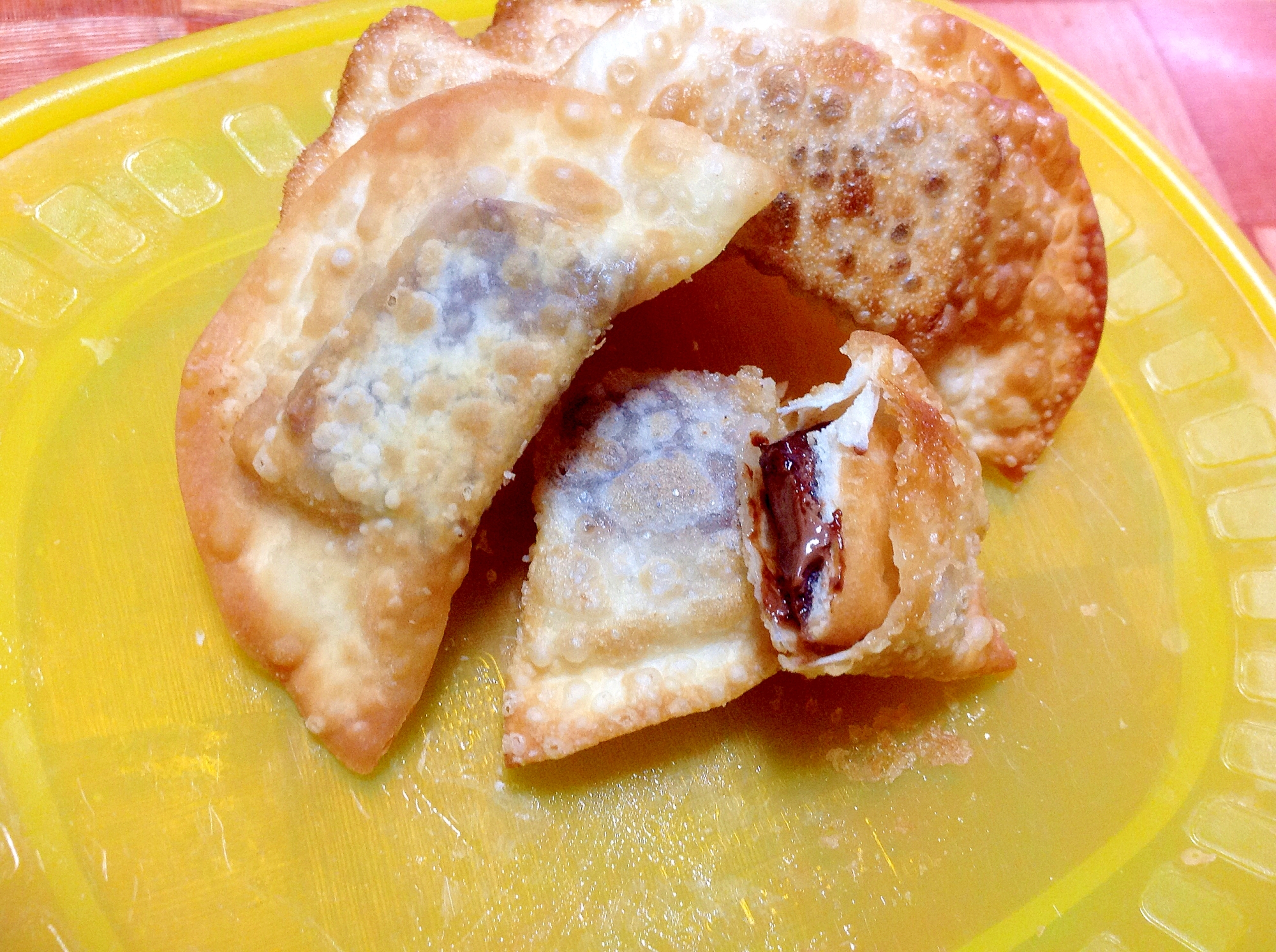 餃子の皮で!簡単おやつ!チョコパイ!サクサク!