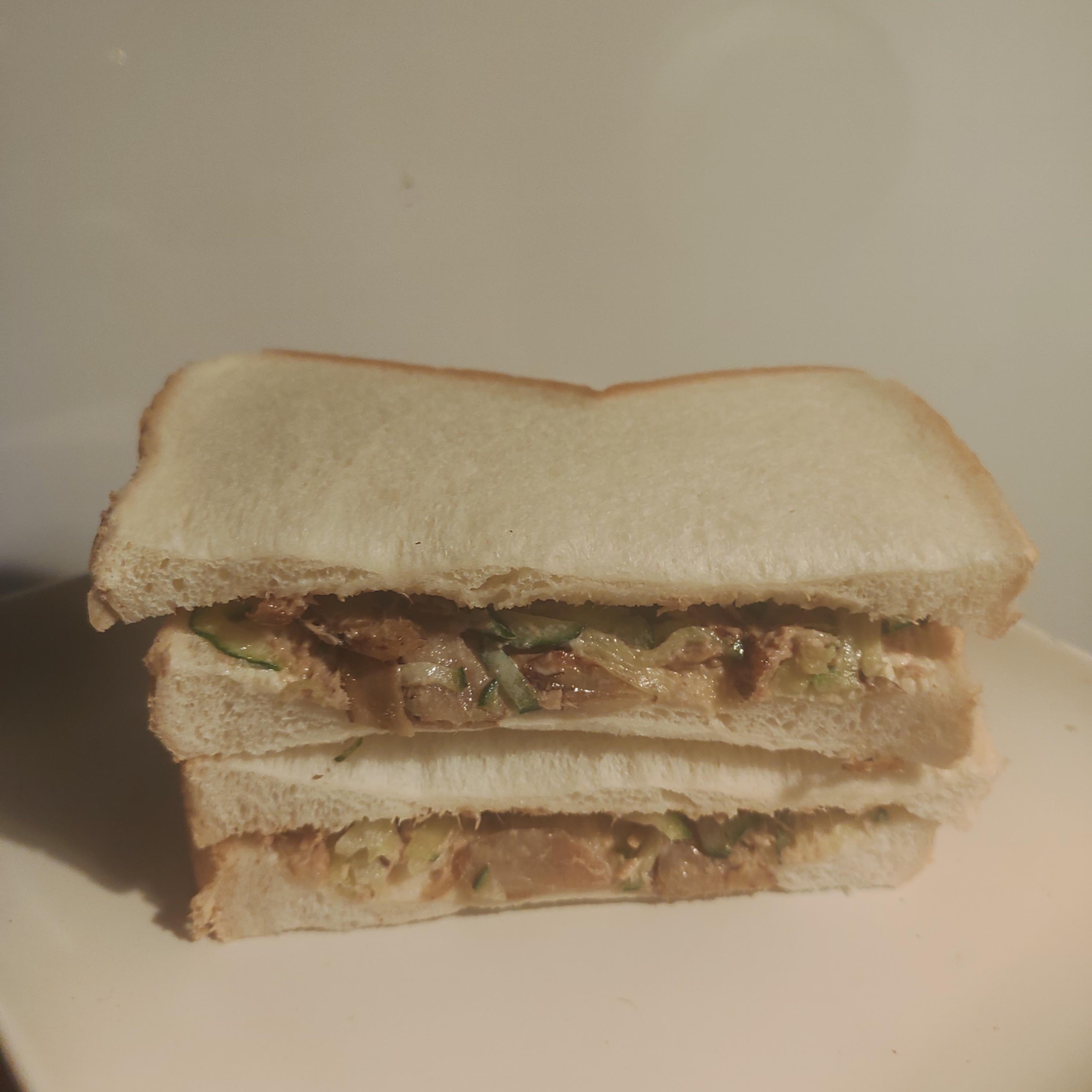 ごぼう、きゅうり、ツナマヨサンド