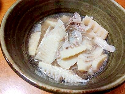 筍・舞茸・豚ひき肉の　煮物