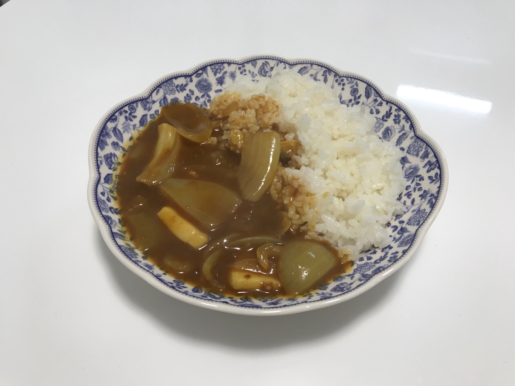 男シリーズ）簡単ある物シーフードカレー