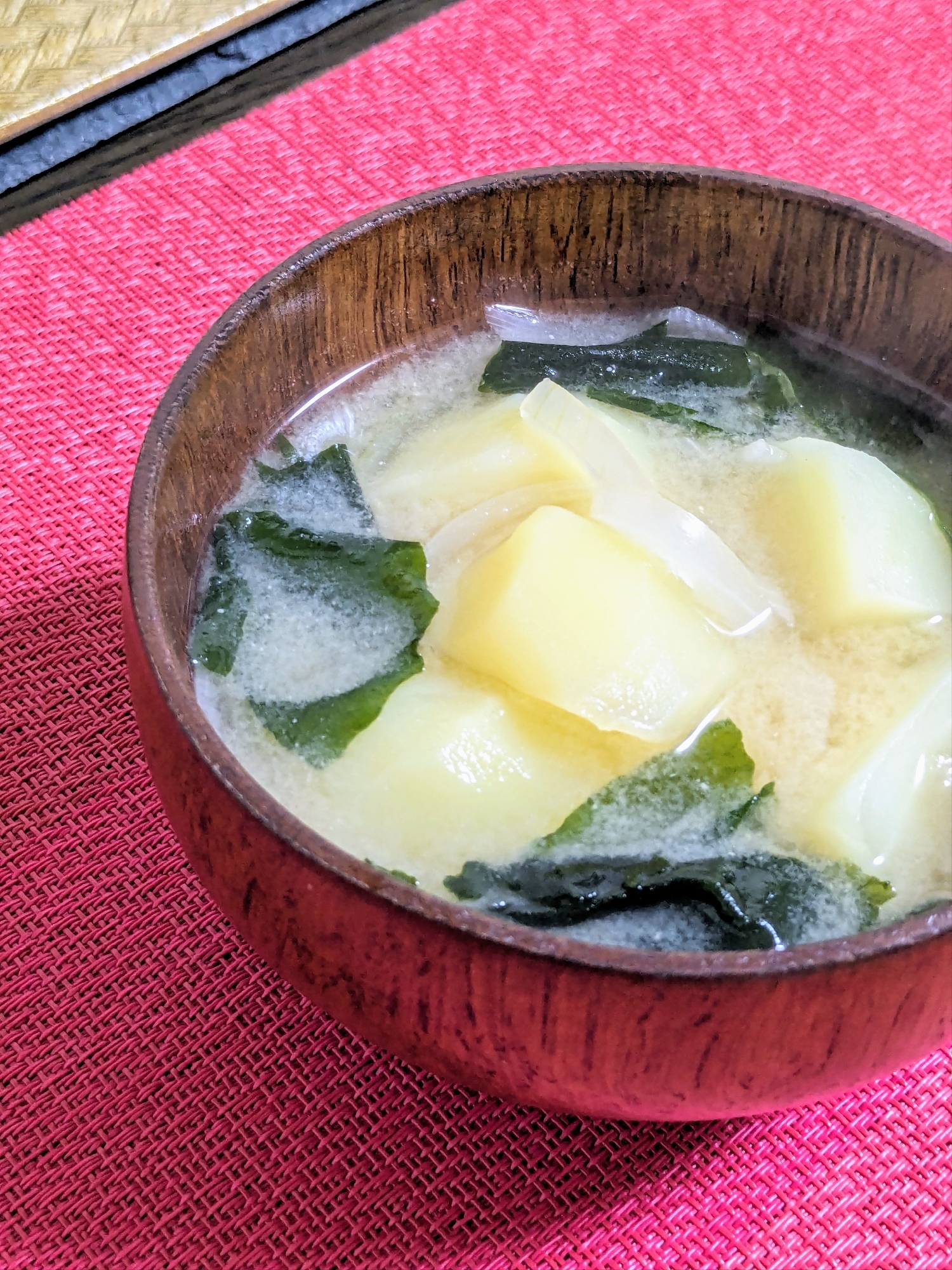 〜ゴロゴロじゃがいものお味噌汁〜