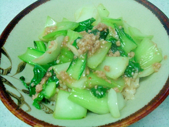 青梗菜と豚挽き肉の醤油炒め丼