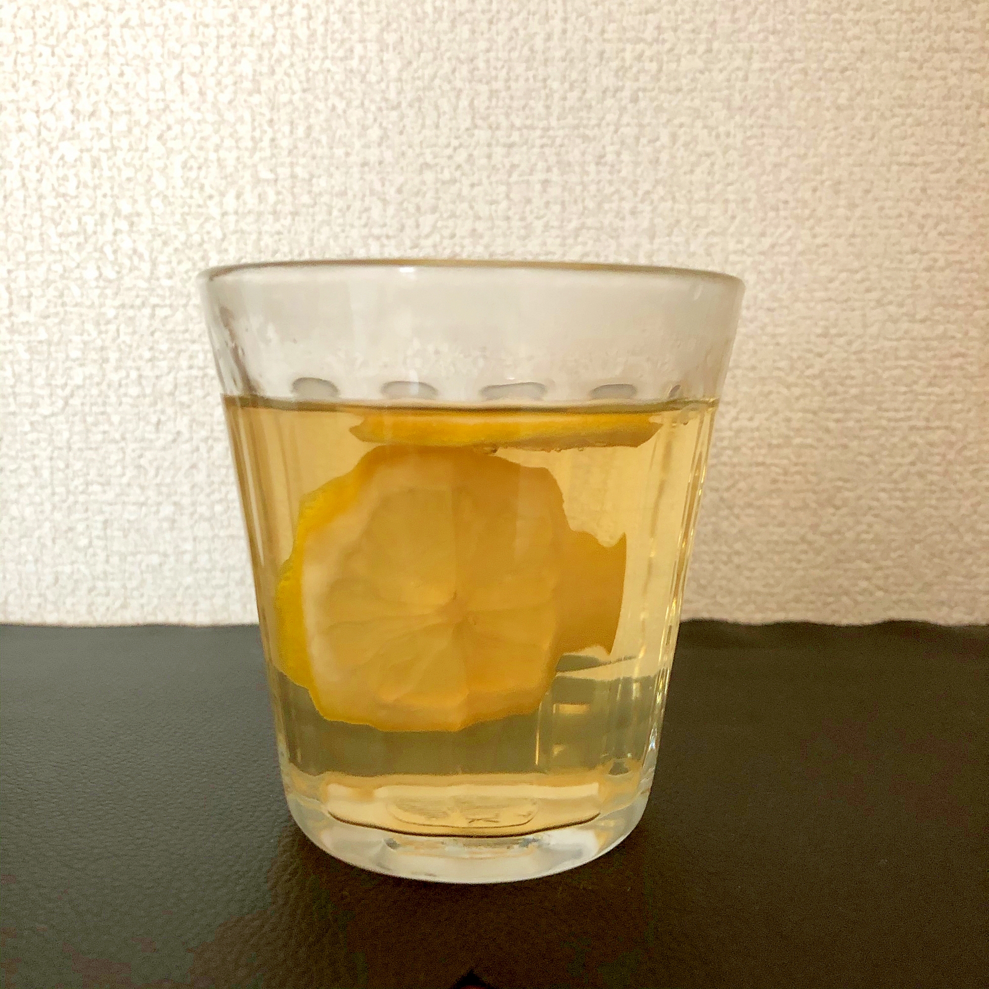 きび砂糖と蜂蜜でレモン漬け　ホットレモンドリンク♪