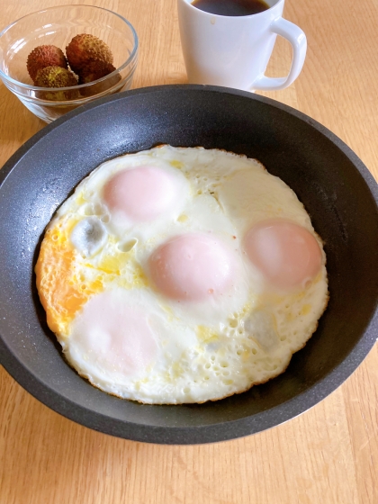 kaede*さん、塩バター風味の目玉焼きを朝ごはんに作りました♪とても簡単で美味しくできました！レシピありがとうございました( ^ω^ )❣️