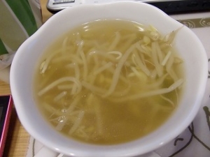オンリーもやしコンソメスープ レシピ 作り方 By あっちゃん3430 楽天レシピ