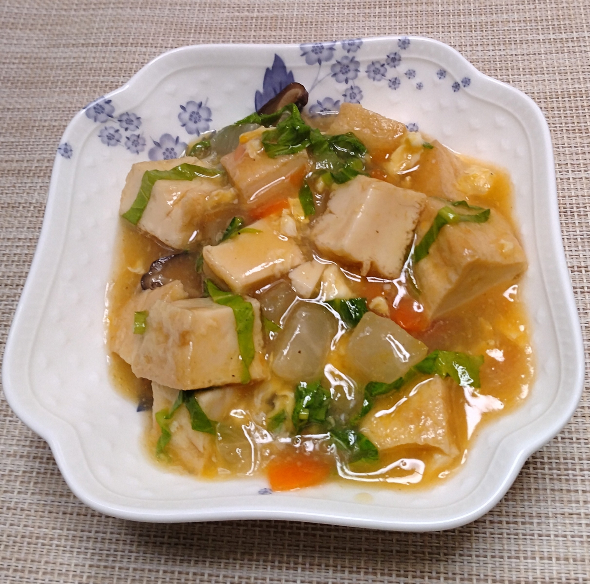 からだに優しい『あんかけ餅』…蕪・厚揚げ