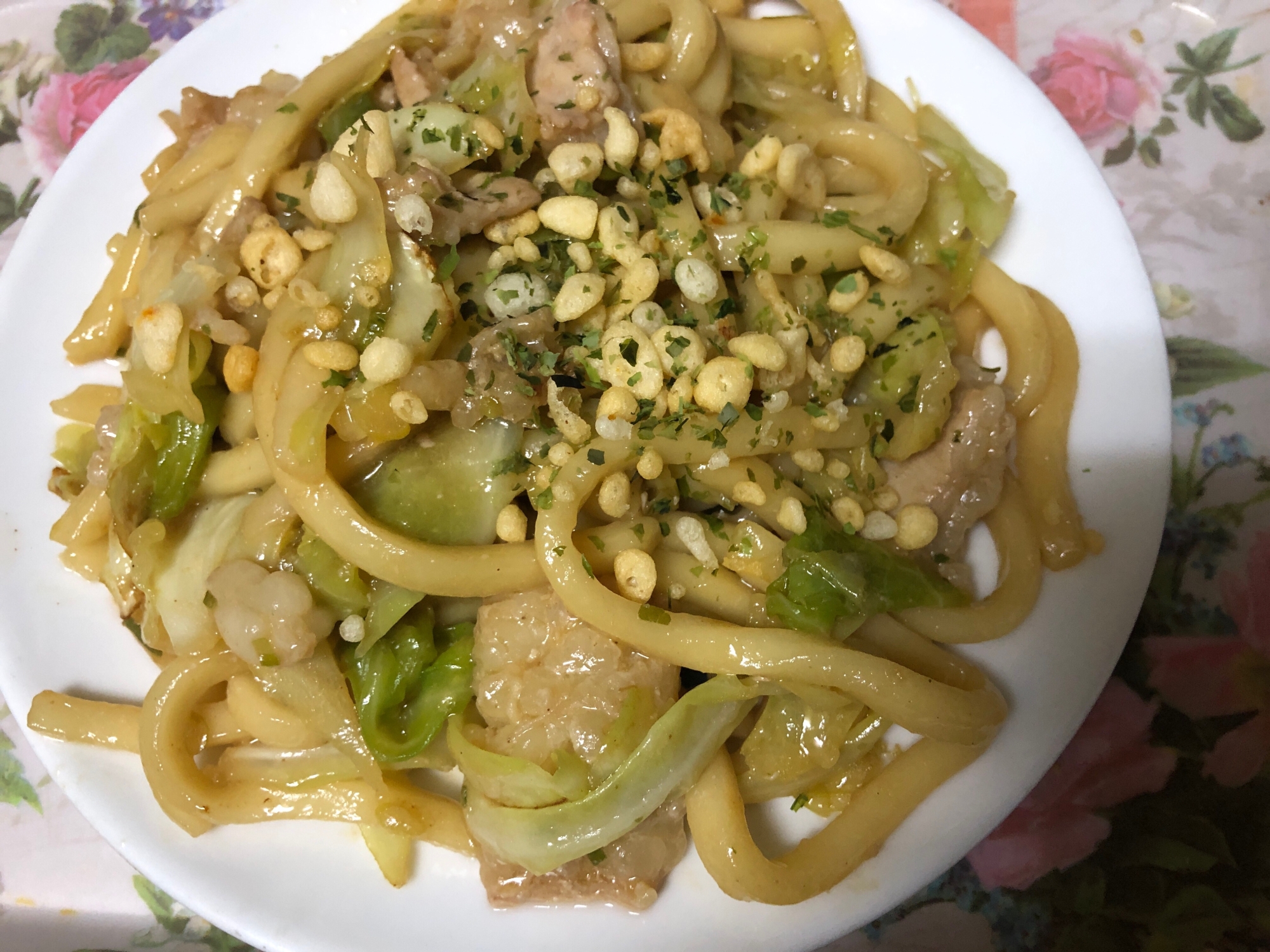 にんにく味噌風味♪ホルモンうどん