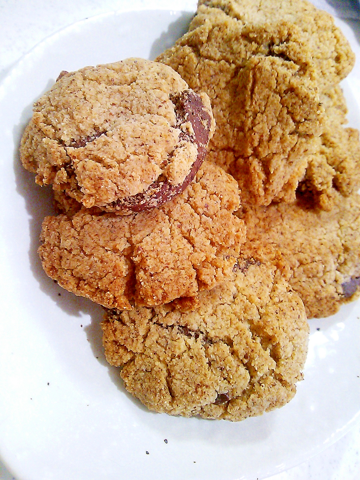【糖質制限】ココナッツ油でチョコクリームクッキー