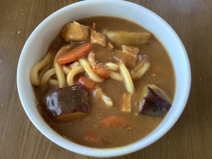 レトルトカレーdeキャベツしめじ入りカレーうどん