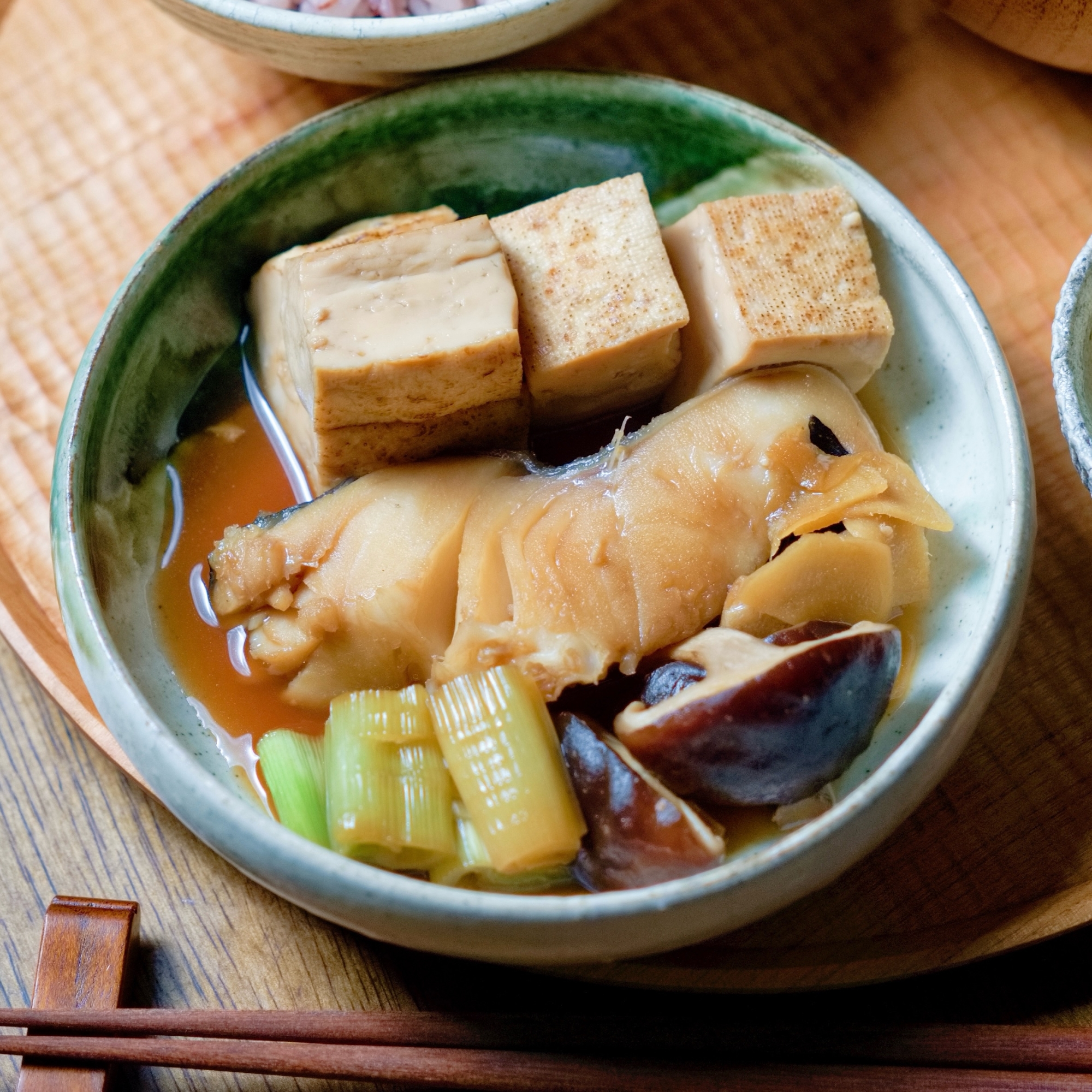 銀だらと焼き豆腐の煮つけ【和食・主菜】
