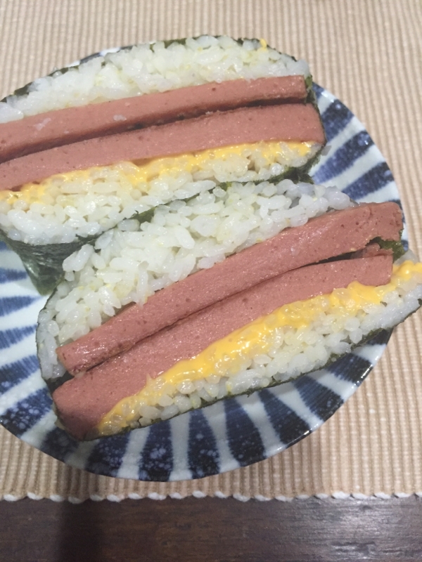 チキンスパムでおにぎらず