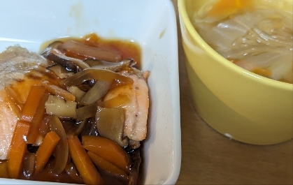 甘酢あんかけが鮭にからまってとてもおいしかったです(^o^)mamacreamさんの春雨スープと一緒にいただきました。また次レポしますねー