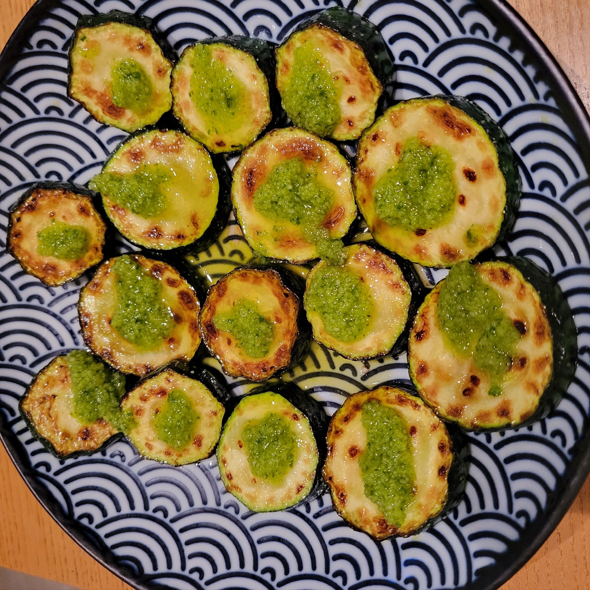 ズッキーニのバジルソース