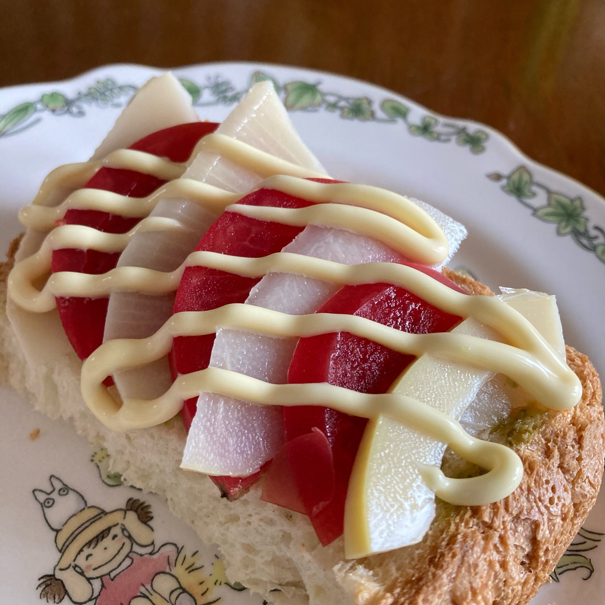 4月が旬です《タケノコのオープンサンドイッチ》