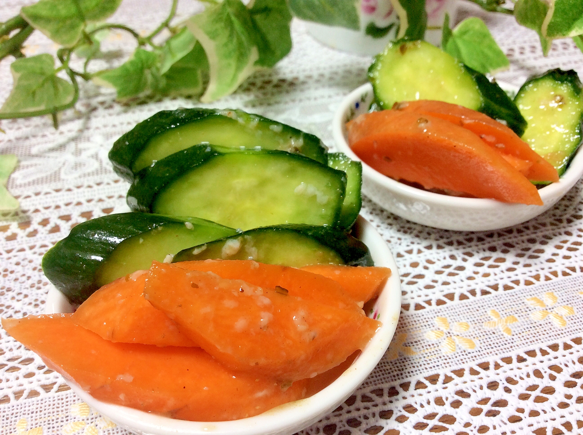 旨味豊かな昆布だしと塩麹で♪胡瓜と人参の浅漬け風