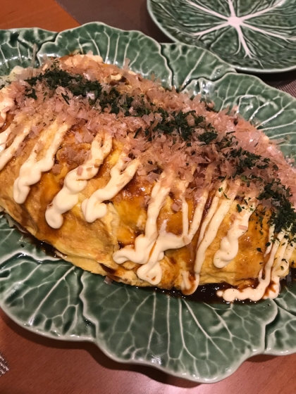 居酒屋メニューで宅飲みに最高！ビールが進みました♪野菜たっぷりで卵とチーズと肉でたんぱく質も取れて、栄養的にもバッチリですね〜^ ^